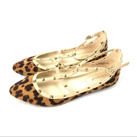 BAMBOO Shoes - Bamboo leopard rock stud pointed toe flats
